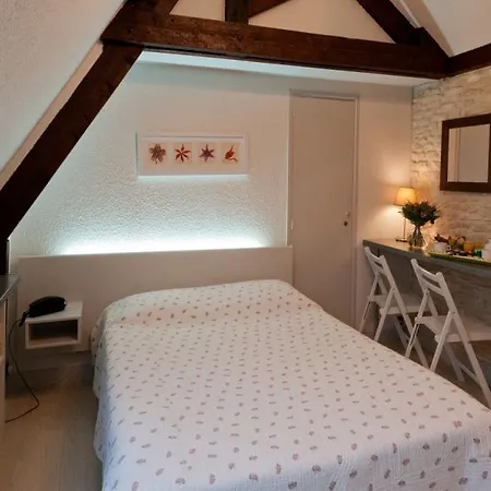 Le Bellevue 2* Bretteville-sur-Odon