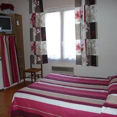 Le Bellevue 2* Bretteville-sur-Odon