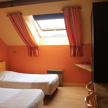 Le Bellevue 2* Bretteville-sur-Odon